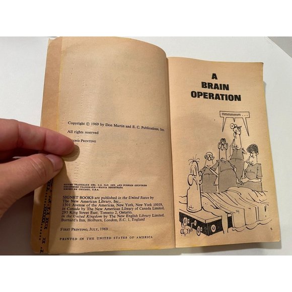 Vintage MAD Books Lot- Voodoo Mad, Questionable Mad, Don Martin Cooks Up More Ta - Picture 11 of 11